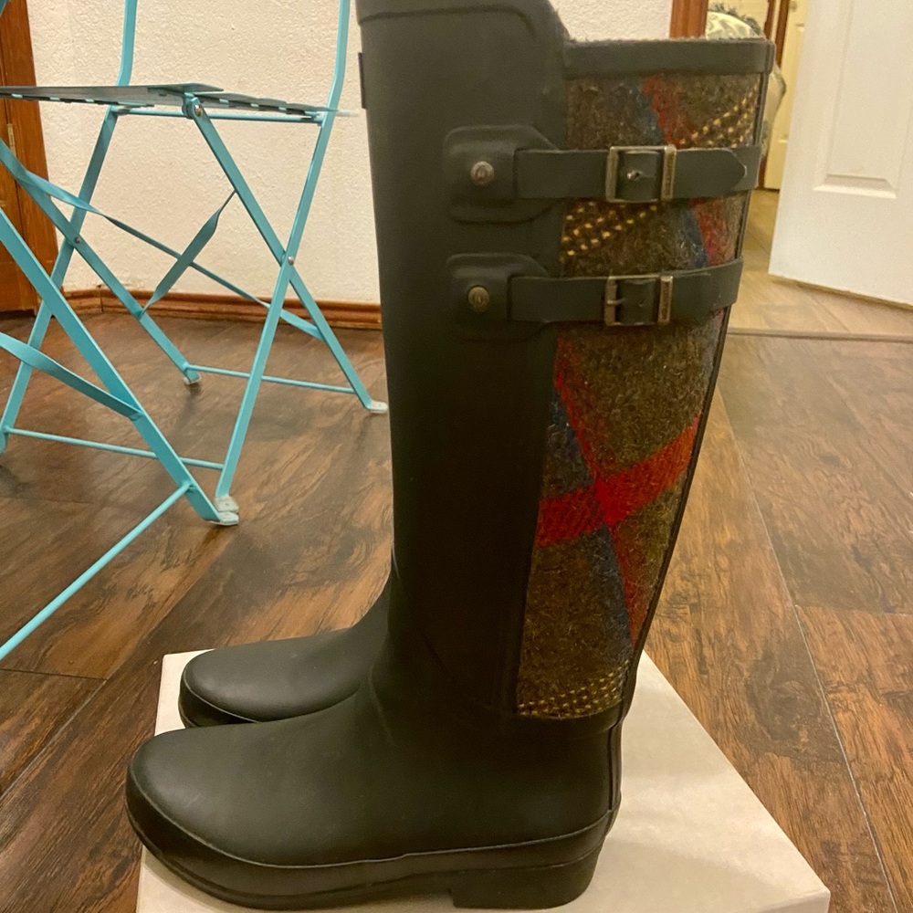 Hunter Mallalieus British wool tall rain boots